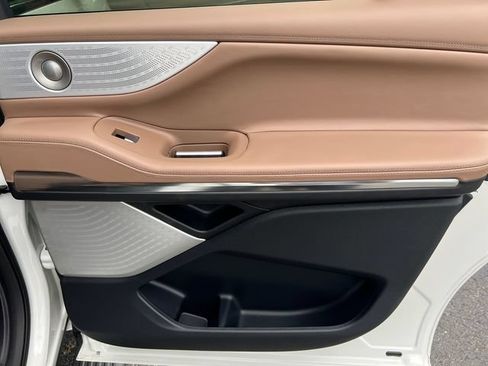 New 2027 Lincoln Navigator L Black Label AWD/4WD image 19