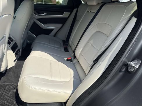 New 2025 Jaguar F-PACE R-Dynamic S image 7