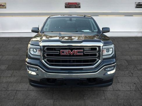 Used 2018 GMC Sierra 1500 SLE w/ SLE Value Package AWD/4WD image 2