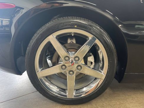 Used 2007 Chevrolet Corvette Convertible w/ Preferred Equipment Group RWD image 34