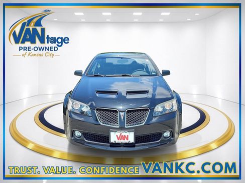 Used 2009 Pontiac G8 GT w/ Premium Package RWD image 2
