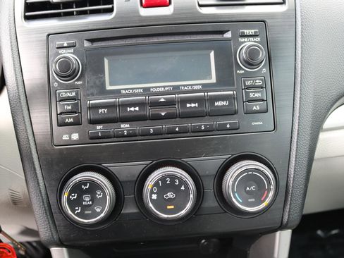 Used 2015 Subaru Forester 2.5i w/ Alloy Wheel Package image 21