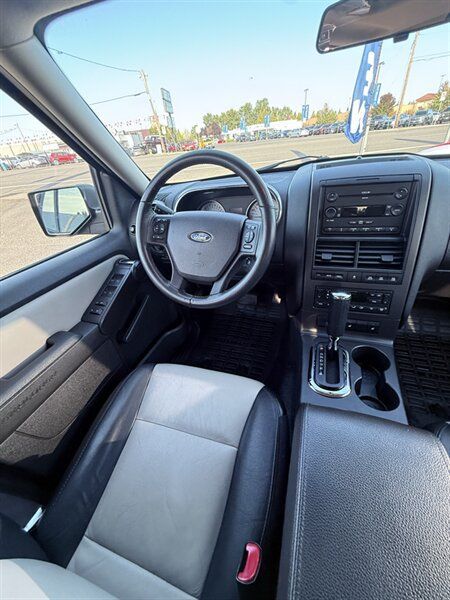 Used 2007 Ford Explorer Sport Trac Limited AWD/4WD image 17