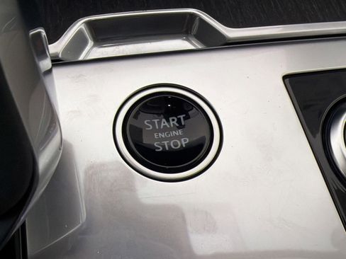 Used 2023 Land Rover Range Rover SE AWD/4WD image 27
