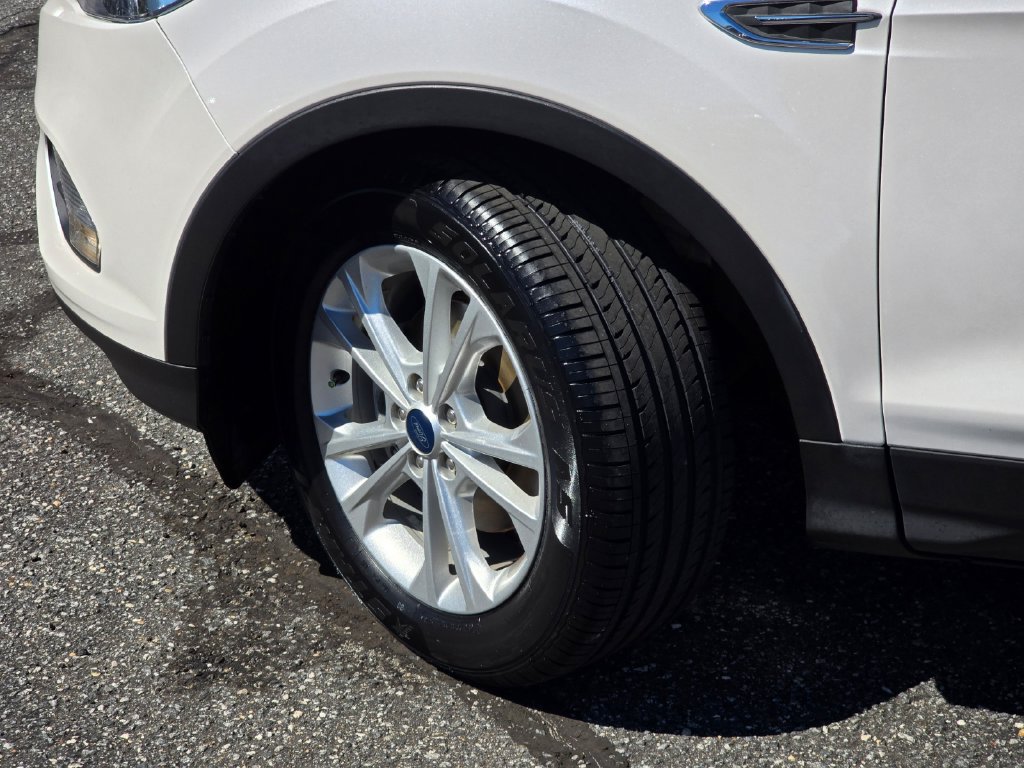 Used 2019 Ford Escape SEL FWD image 26