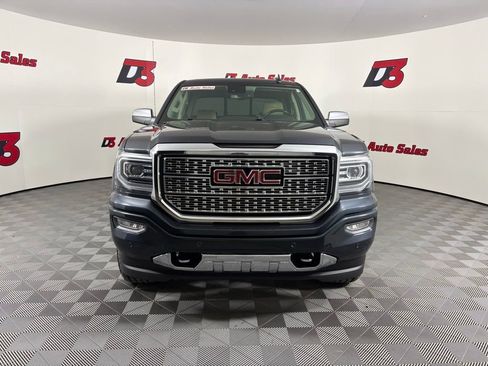 Used 2018 GMC Sierra 1500 Denali w/ Denali Ultimate Package AWD/4WD image 11