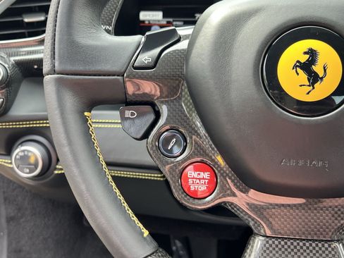 Used 2016 Ferrari 488 GTB RWD image 33