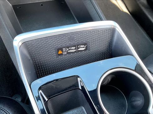 Used 2025 Chevrolet Equinox LT w/ Convenience Package II image 30