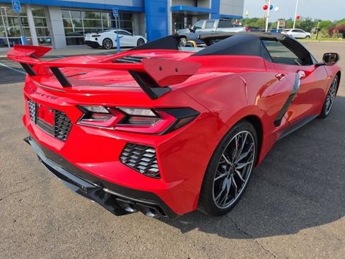 Used 2024 Chevrolet Corvette Stingray Preferred Conv w/ Battery Protection Package RWD image 3