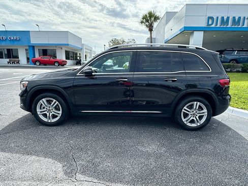 Used 2022 Mercedes-Benz GLB 250 4MATIC w/ Premium Package Lite image 8
