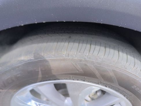 Used 2023 Buick Encore GX Essence w/ Experience Buick Package image 24