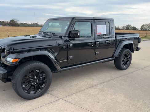 Used 2023 Jeep Gladiator High Altitude image 5