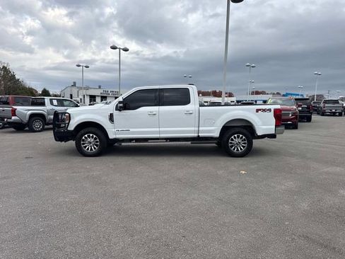 Used 2022 Ford F250 Lariat w/ Lariat Value Package image 7