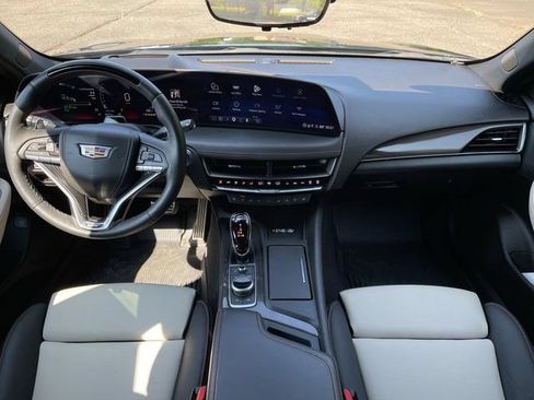 Used 2025 Cadillac CT5 V w/ LPO, ONYX Package AWD/4WD image 20
