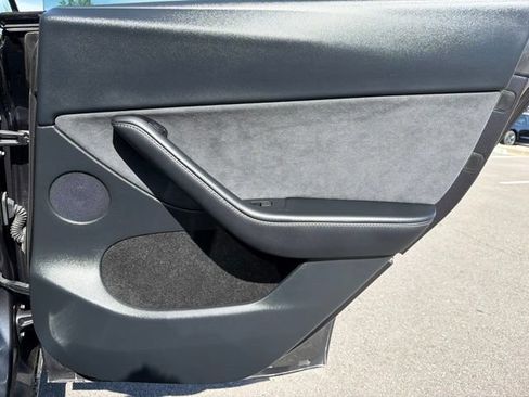 Used 2024 Tesla Model Y Long Range AWD/4WD image 14
