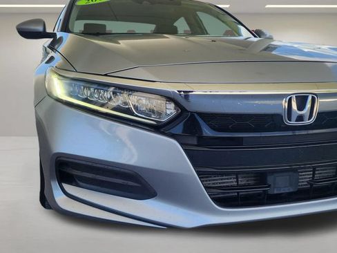 Used 2018 Honda Accord LX image 17