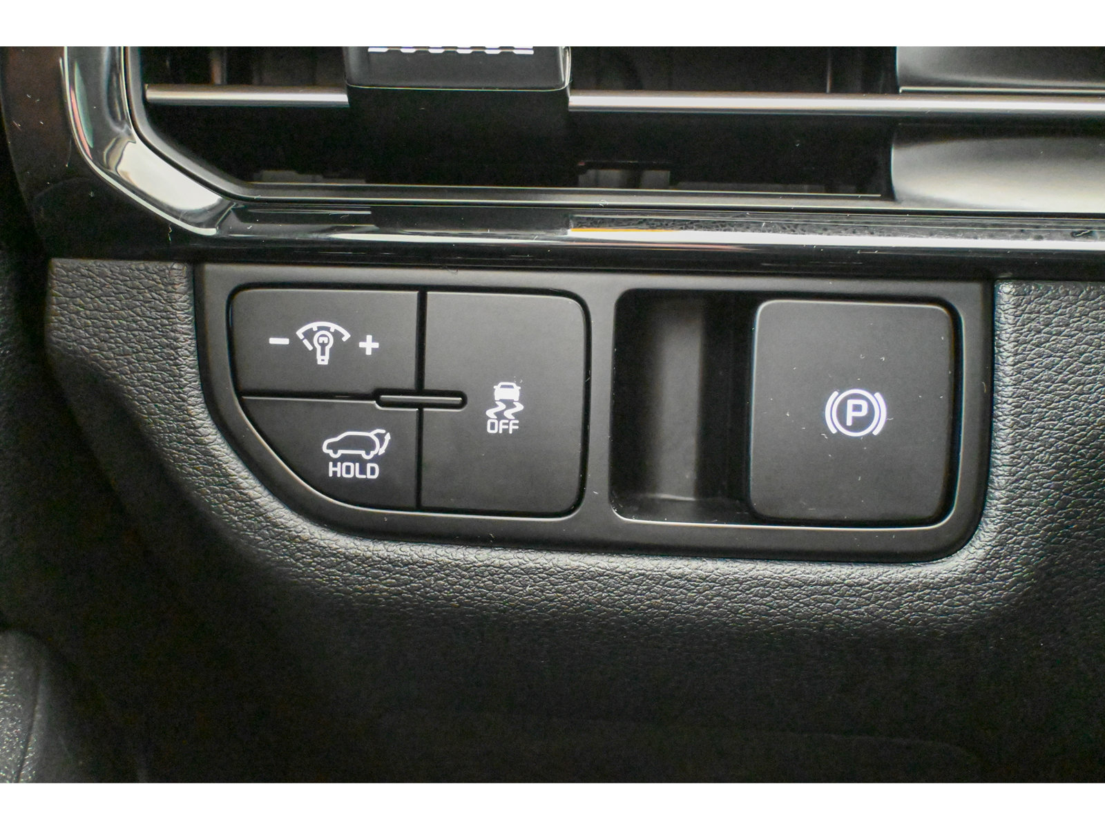 Used 2026 Kia Sportage EX w/ EX Panorama Roof Package FWD image 24