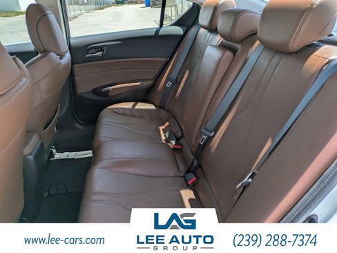 Used 2020 Acura ILX FWD image 10