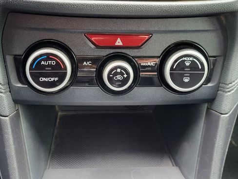 Used 2021 Subaru Crosstrek 2.0i AWD/4WD image 23