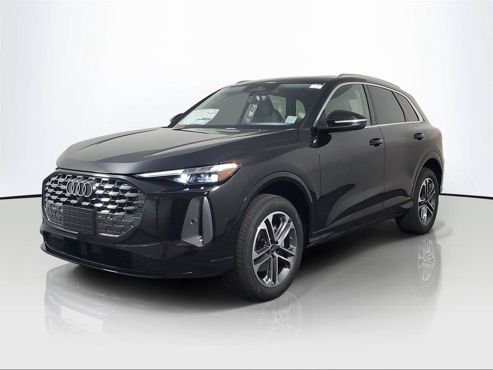 New 2026 Audi Q5 Premium Plus AWD/4WD image 3