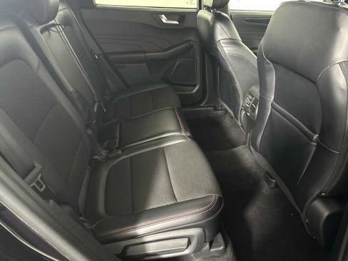 Used 2025 Ford Escape ST-Line image 17