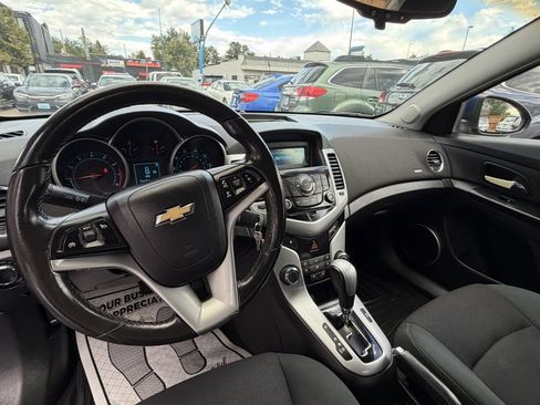 Used 2012 Chevrolet Cruze LT FWD image 8