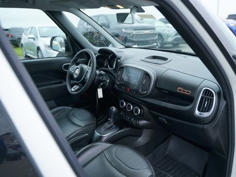 Used 2019 FIAT 500L Trekking image 23