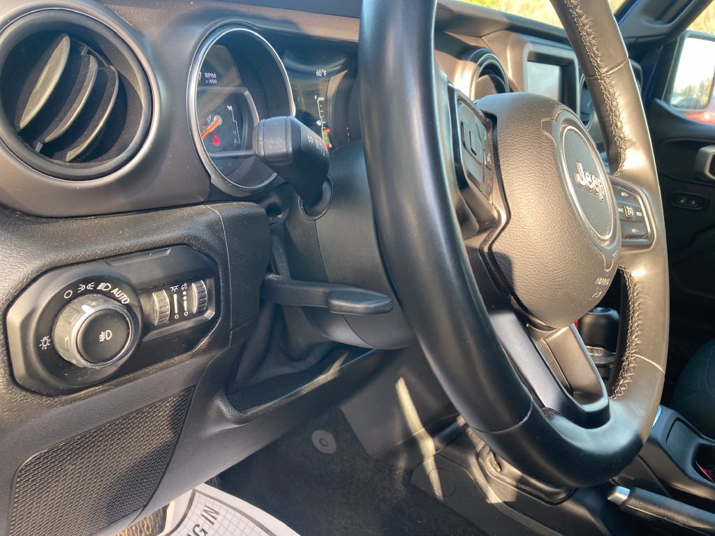Used 2018 Jeep Wrangler Unlimited Sport S AWD/4WD image 17