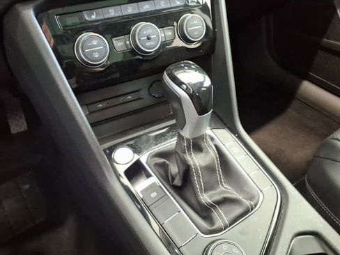 Certified 2023 Volkswagen Taos SEL AWD/4WD image 13