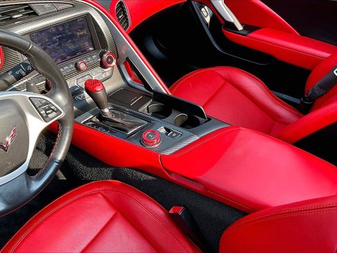 Used 2014 Chevrolet Corvette Stingray Convertible w/ 3LT Preferred Equipment Group RWD image 16