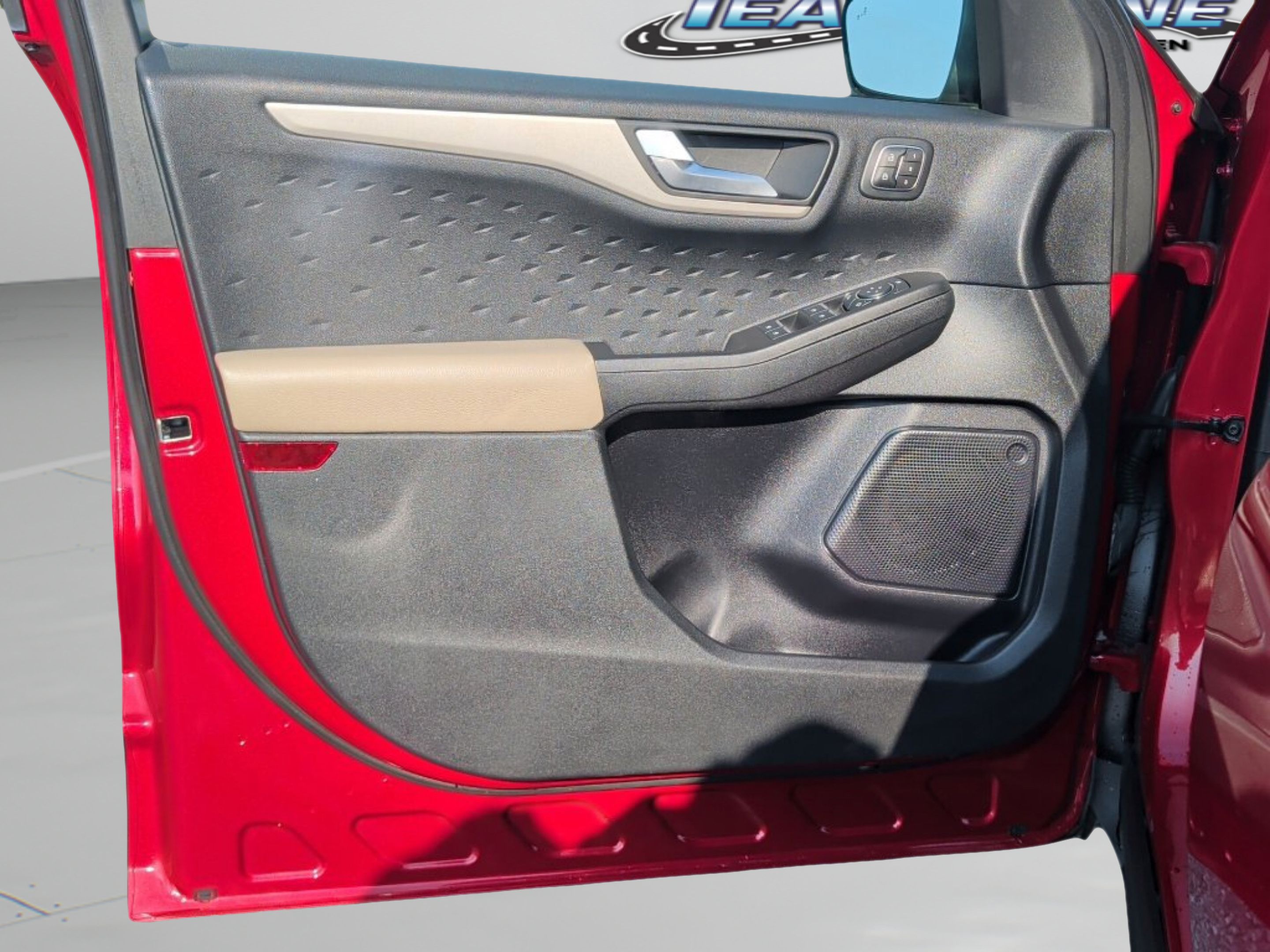 Used 2020 Ford Escape SEL FWD image 16