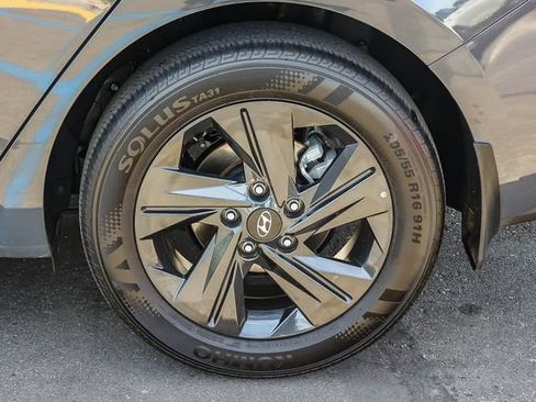 Certified 2023 Hyundai Elantra SEL w/ Cargo Package FWD image 8