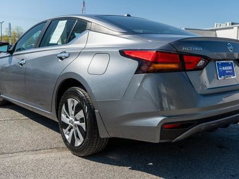 Used 2020 Nissan Altima 2.5 S AWD/4WD image 8