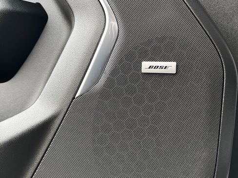 Used 2023 Chevrolet Suburban Premier image 23