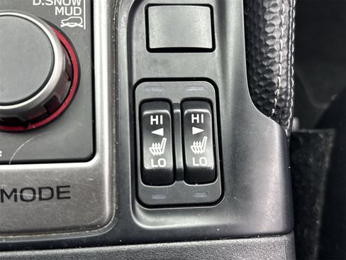 Used 2020 Subaru Forester Limited image 27