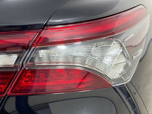 Used 2024 Toyota Camry XSE FWD image 32