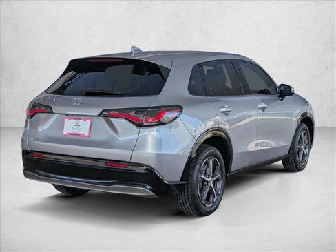 Used 2023 Honda HR-V EX-L image 5