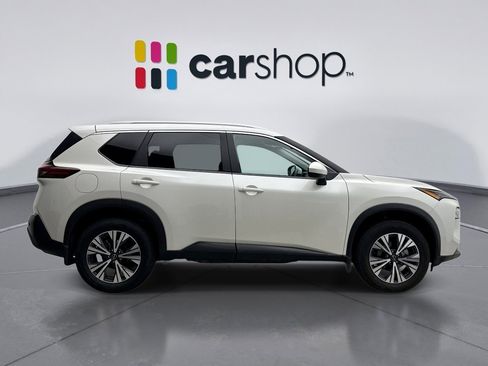 Used 2023 Nissan Rogue SV w/ SV Premium B Package image 6