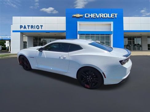 Used 2022 Chevrolet Camaro LT w/ Redline Edition RWD image 8