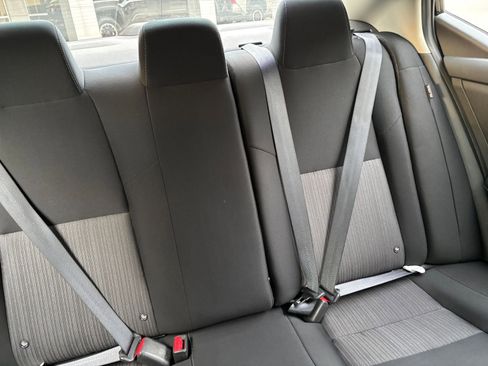 Used 2025 Nissan Sentra SV FWD image 32