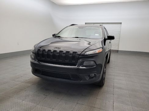 Used 2018 Jeep Cherokee Latitude w/ Altitude Package image 15
