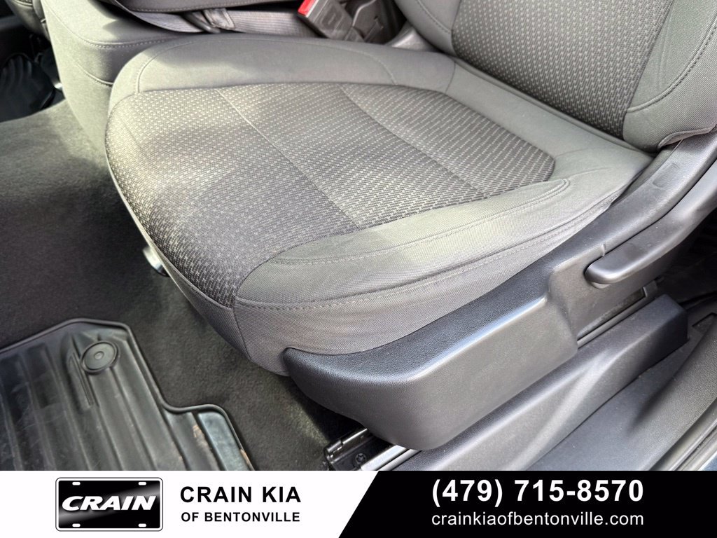 Used 2020 Chevrolet Silverado 1500 Custom w/ Custom Value Package RWD image 23