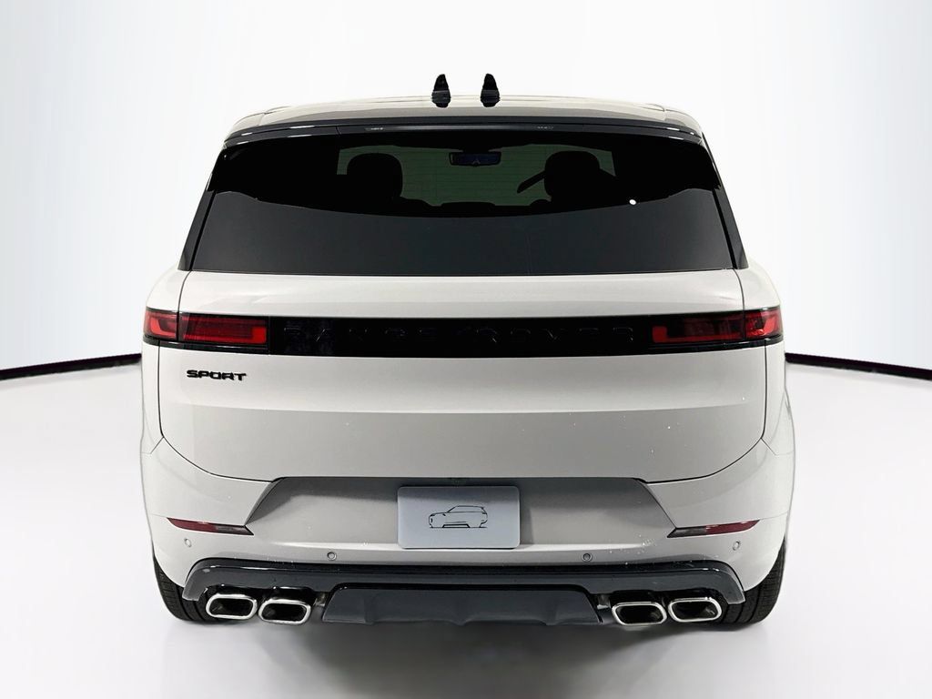 New 2026 Land Rover Range Rover Sport Dynamic SE AWD/4WD image 6