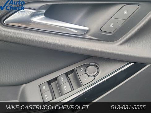 Used 2025 Chevrolet Equinox LT w/ Convenience Package II FWD image 23