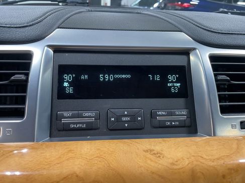 Used 2009 Lincoln MKS image 16