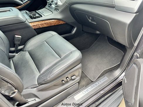 Used 2018 Chevrolet Tahoe Premier AWD/4WD image 25