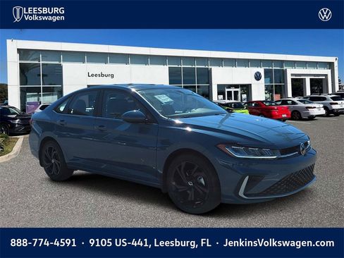 New 2026 Volkswagen Jetta SE image 1