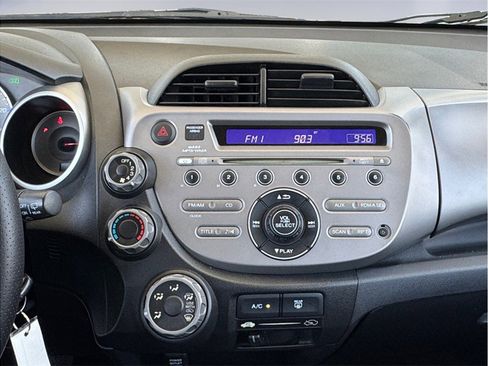 Used 2010 Honda Fit Sport image 10