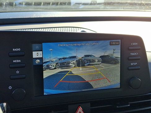 Certified 2025 Hyundai Elantra Sport image 18