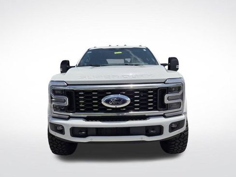 New 2026 Ford F450 Platinum w/ FX4 Off-Road Package AWD/4WD image 2
